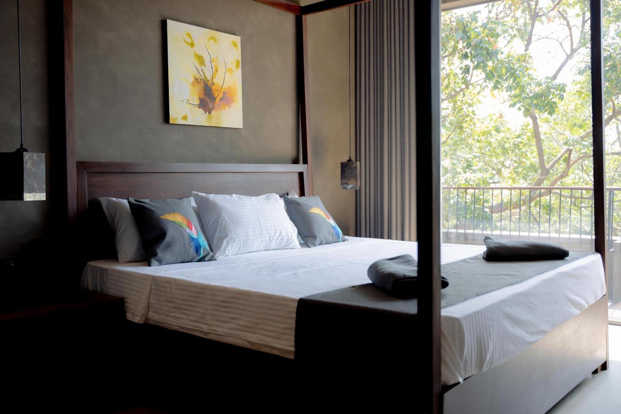 Bohemian Nest Hotel Негомбо Екстериор снимка